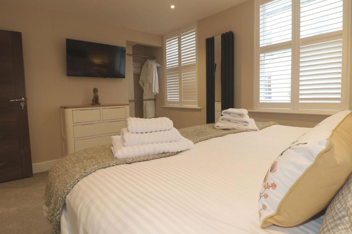 Ashbourne Luxury Suites Экстерьер фото